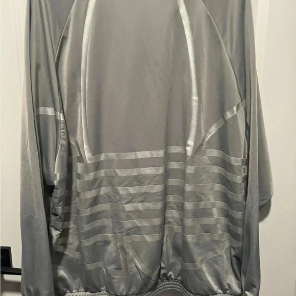 Adidas Gray Silver Track Jacket Men’s Size XLarge Embroidered LogoAdidas - Picture 11 of 11